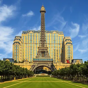 Hotell The Parisian