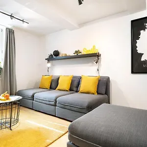 Marienplatz 2 Bedrooms Living Kitchen Munich