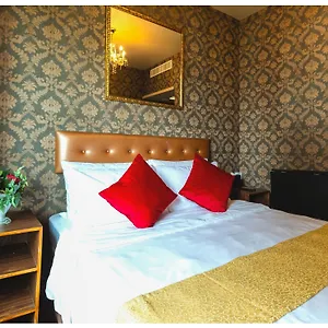 Ramada Grand Tsim Sha Tsui 호텔